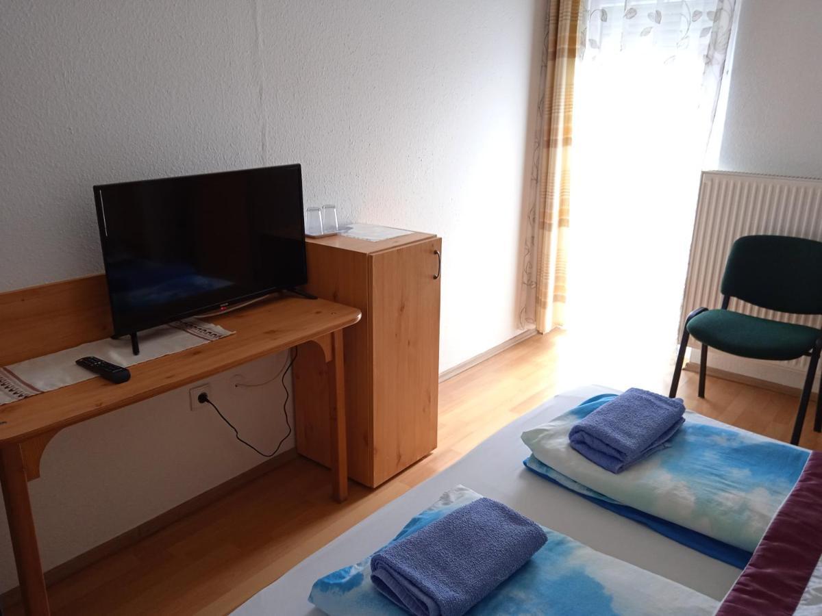 Agria Wellness Guesthouse Eger Buitenkant foto