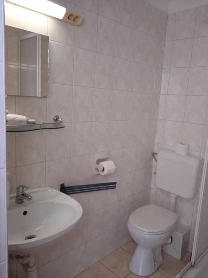 Agria Wellness Guesthouse Eger Buitenkant foto